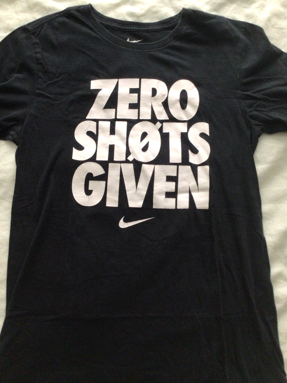 Nike Zero Shots Given Graphic Athletic Cut T-Shirt Navy Men's Size Small